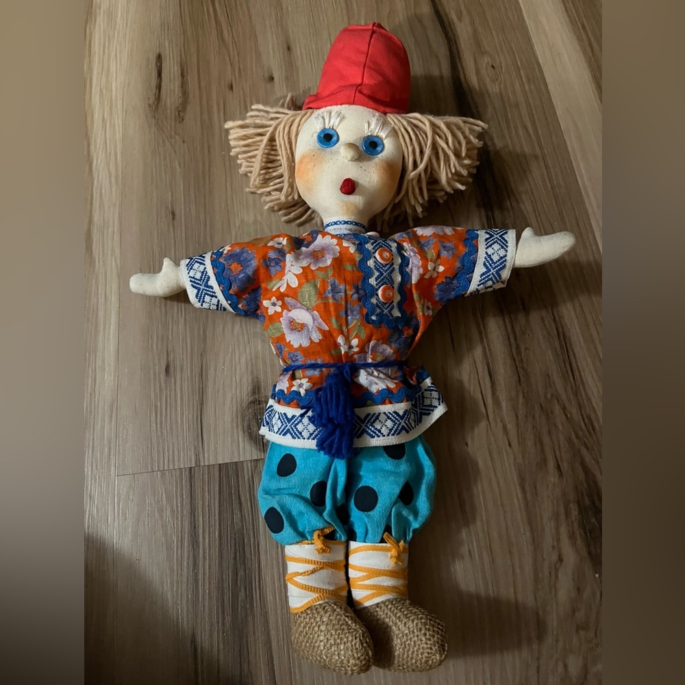 Russian clown Petrishka doll button eyes